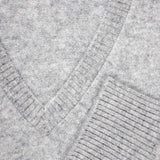 Sweater Cashmere Cuello V Gris Claro