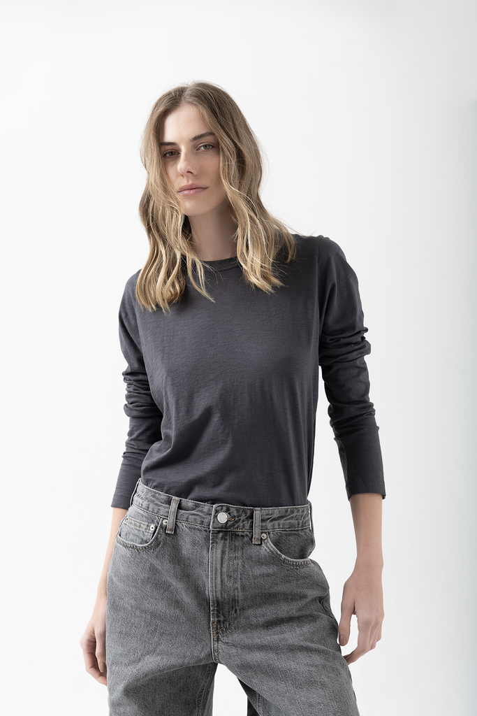Polera Algodón Pima C/R Manga Larga Gris