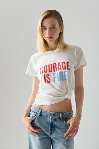 Polera Rodas en Pima Blanca "Courage is Fire"