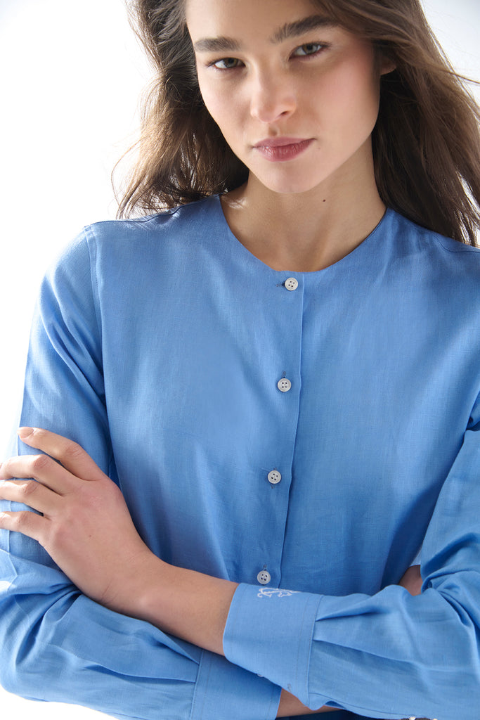 Camisa Paloma Lino Celeste - Edición Relanzamiento-
