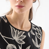 Top Broderie Hojas Blanco y Negro