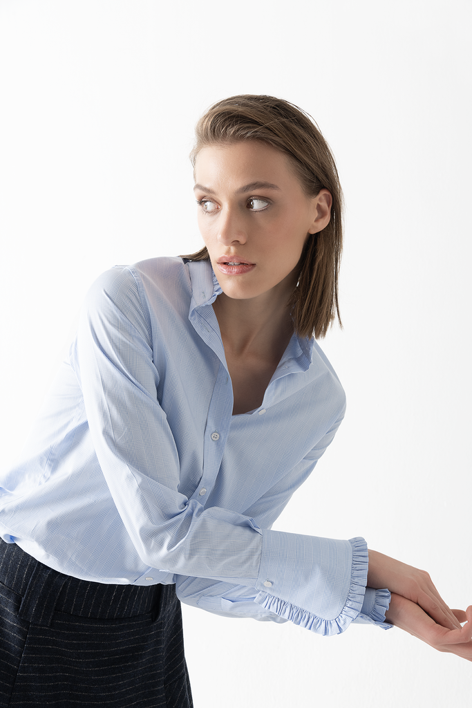 Camisa Adelaida Príncipe de Gales Celeste