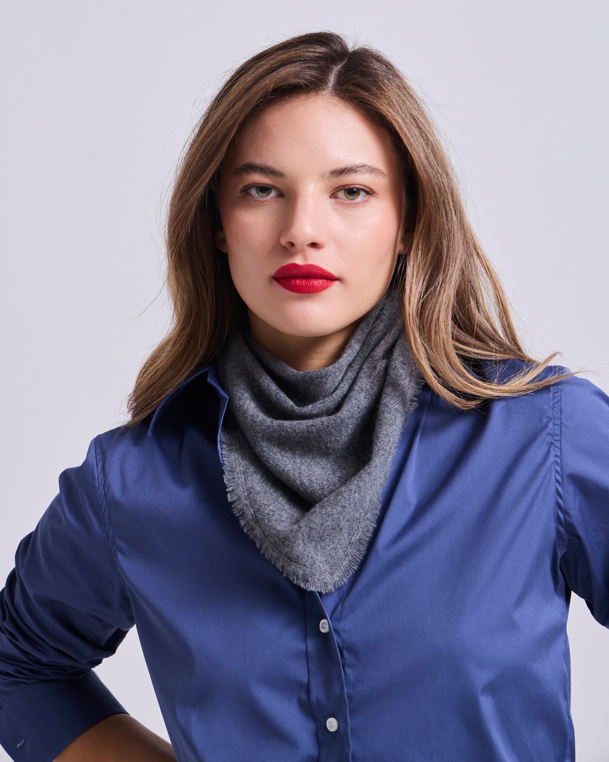 Bufanda Triangular Cashmere Gris Oscuro - U