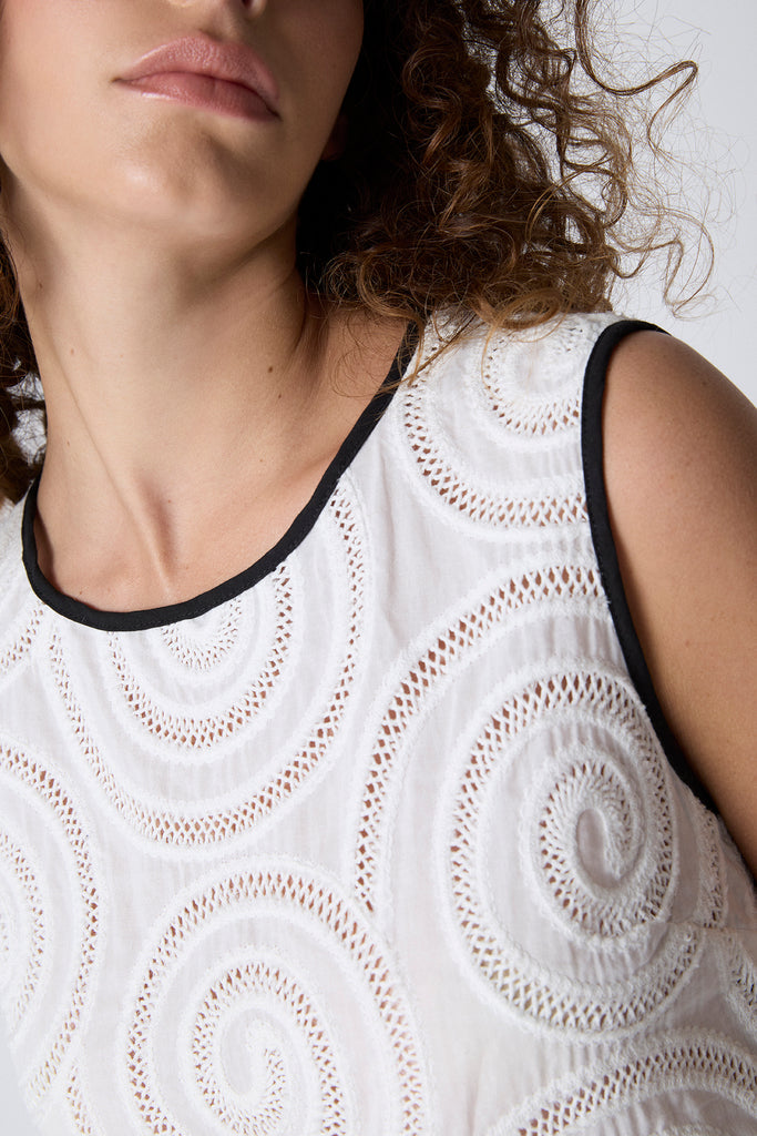 Top Broderie Circulos