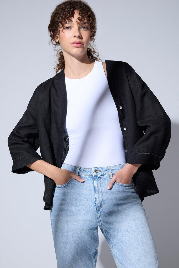 Camisa Sakai Lino Negro con Vivo Plata